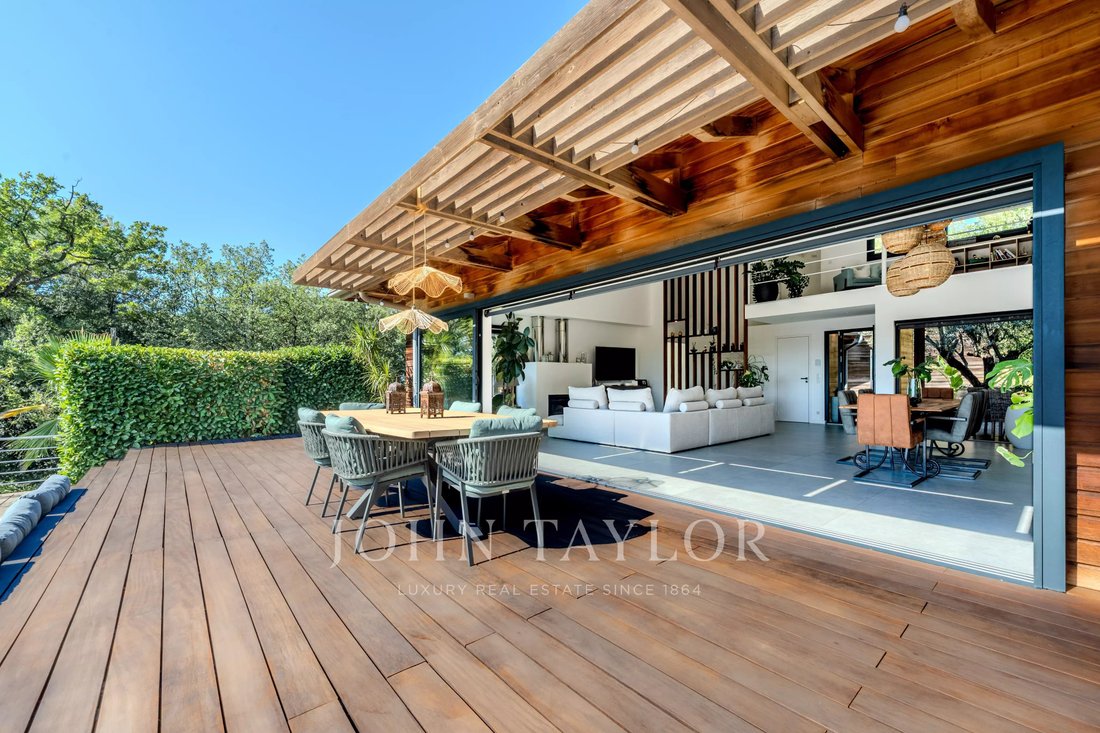 Villa in Grasse, Provence-Alpes-Côte d'Azur, France 5 - 18907552