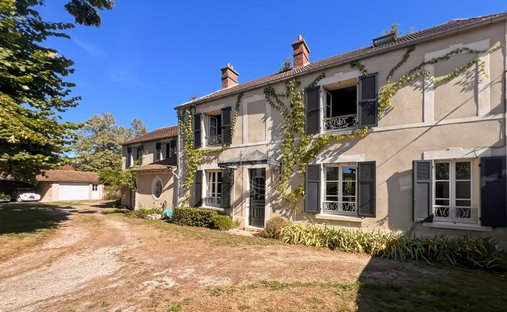Casa en Centre Ville, Plaisir, Francia 1