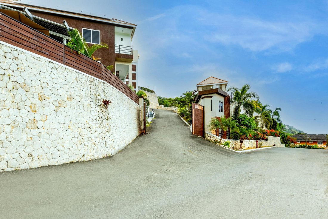 Townhouse en Stony Hill, Parroquia de Saint Andrew, Jamaica 1 - 18921834