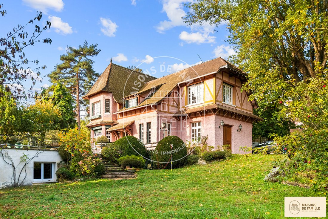 Villa in Gressets-Centre-Garenne-Bechevet, La Celle-Saint-Cloud, Frankreich 1 - 18914546