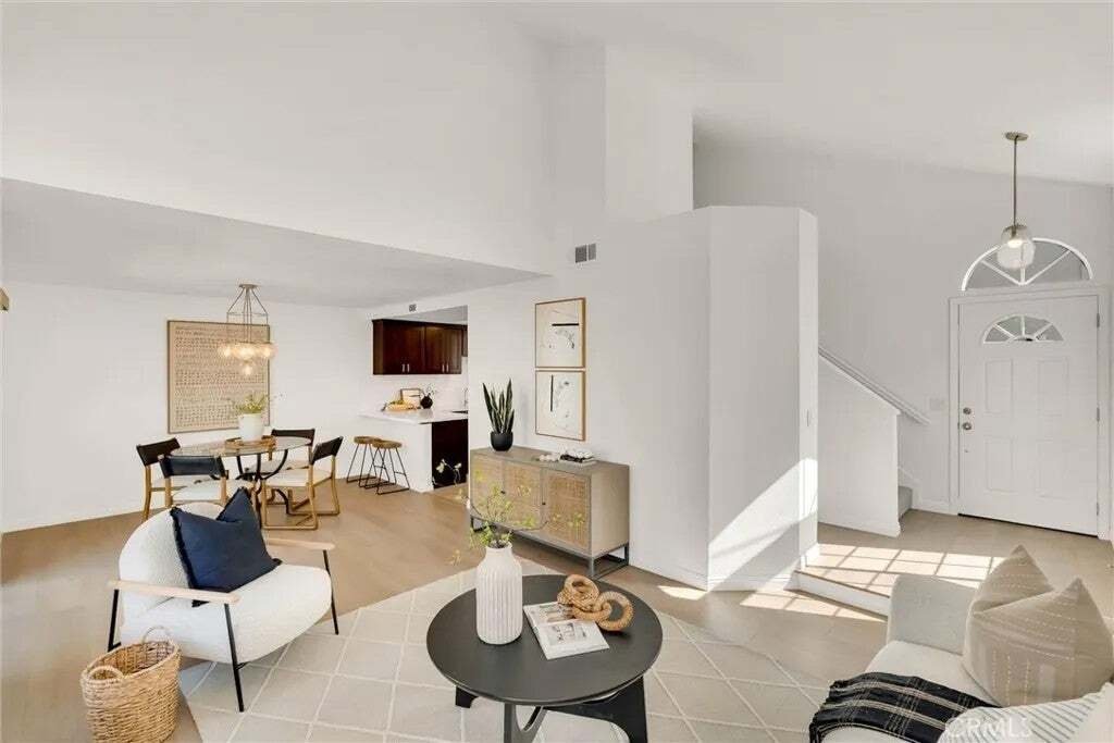 Condo in Irvine, California, United States 5 - 18562274