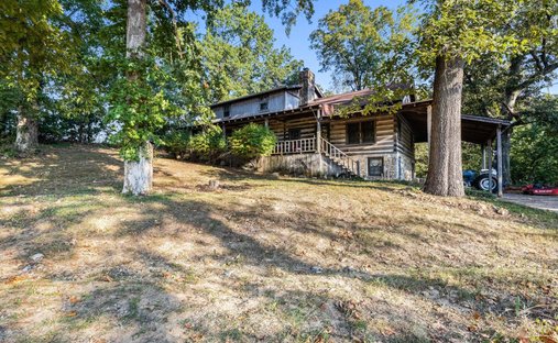 House in Springfield, Tennessee, United States 1