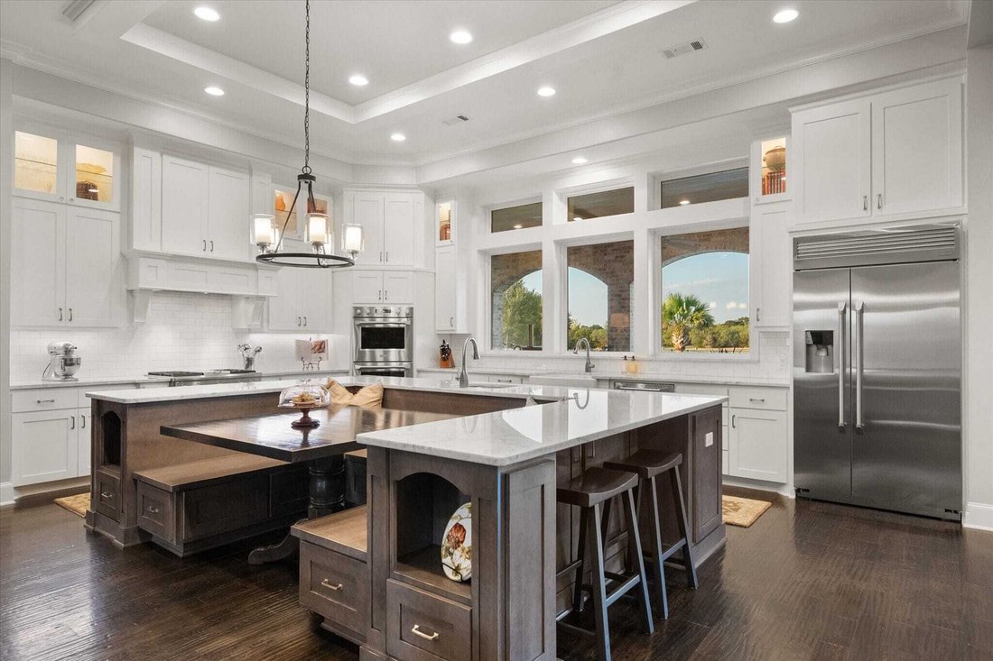 House in Burleson, Texas, United States 5 - 18921479