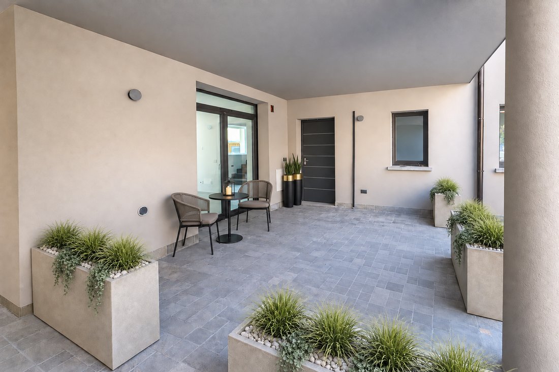 Wohnung in Cantello, Lombardei, Italien 3 - 18905167