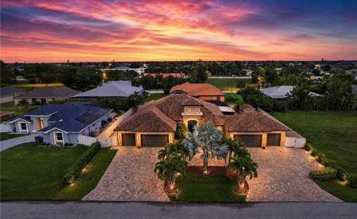 Casa en Cabo Coral, Florida, Estados Unidos 1
