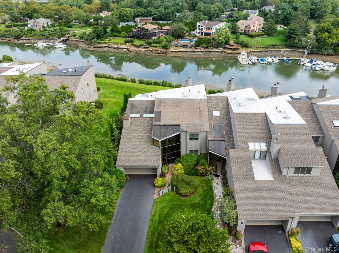 House in Northport, New York, United States 2 - 17620466
