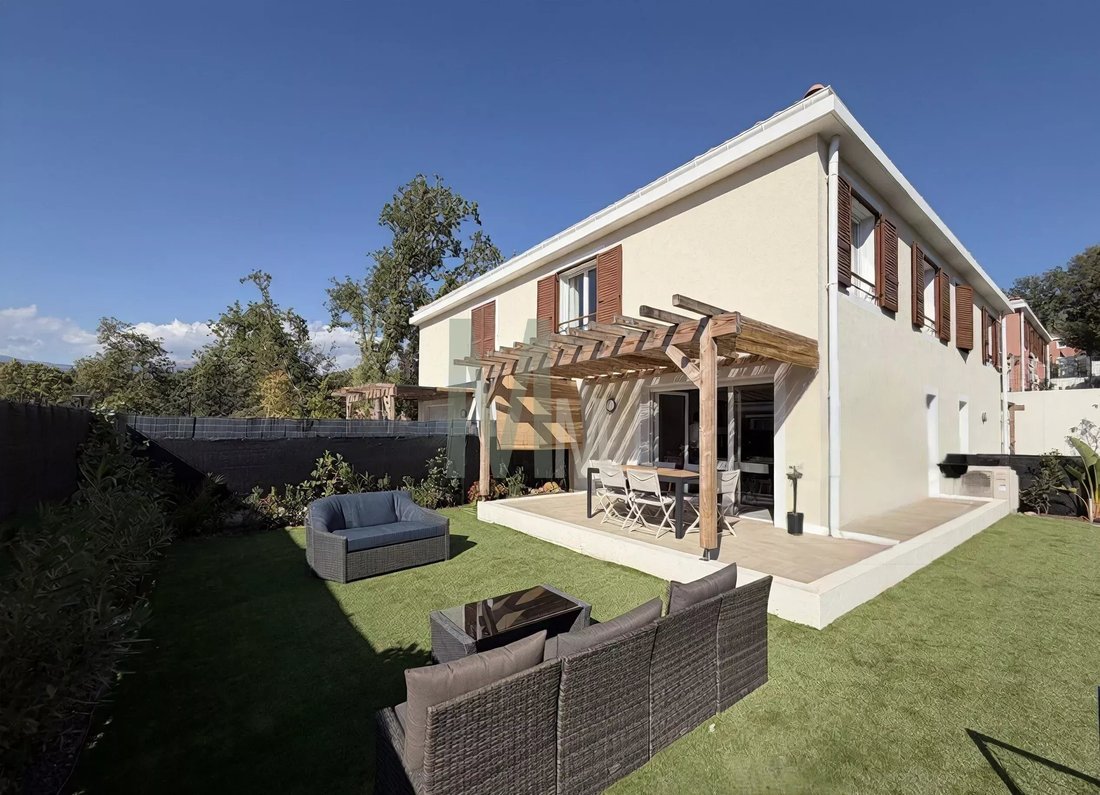 House in Auribeau-sur-Siagne, Provence-Alpes-Côte d'Azur, France 1 - 18897749