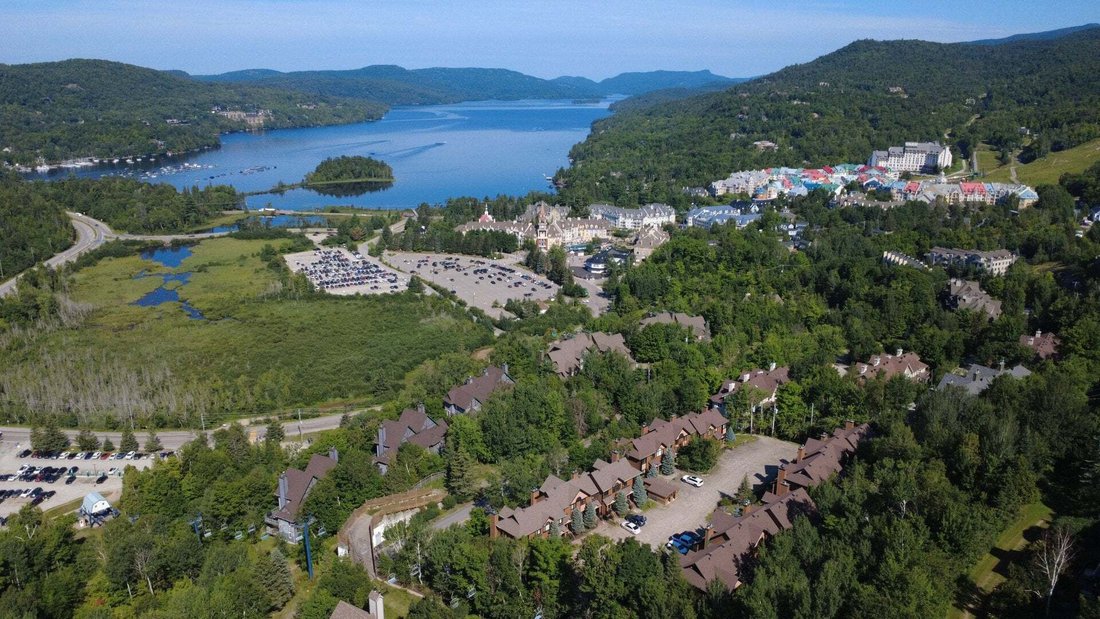 Eigentumswohnung in Mont-Tremblant, Québec, Kanada 3 - 16973323