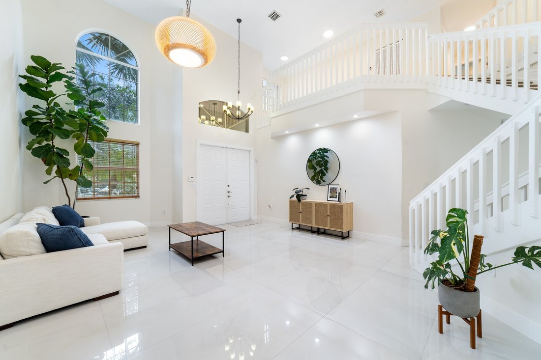 Maison à Pembroke Pines, Floride, États-Unis 5 - 18907016