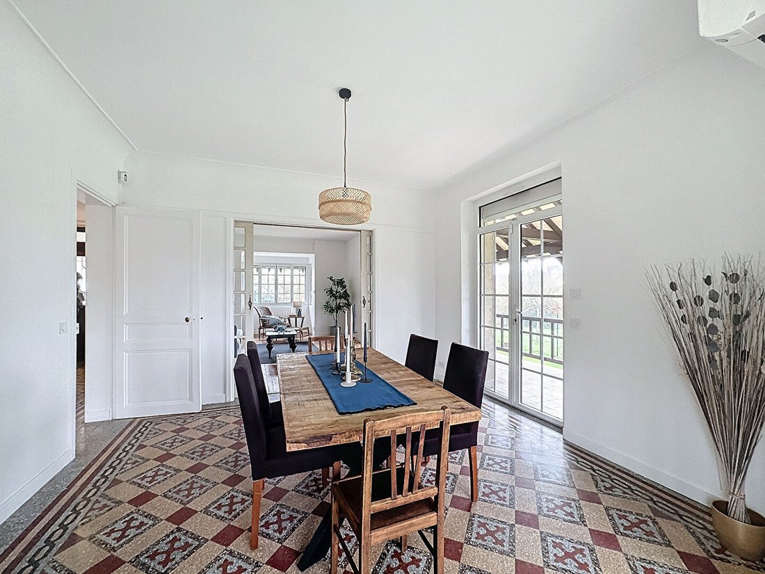 Villa in Boussy-Saint-Antoine, Ile-de-France, France 4 - 18908090
