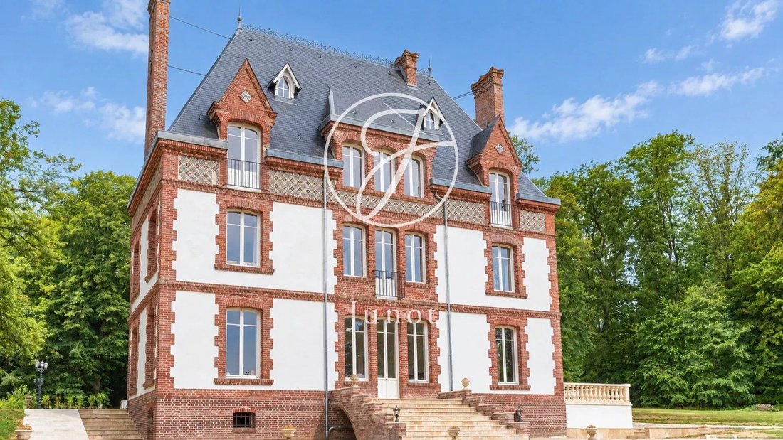 Schloss in Saint-Illiers-la-Ville, Île-de-France, Frankreich 1 - 18763014