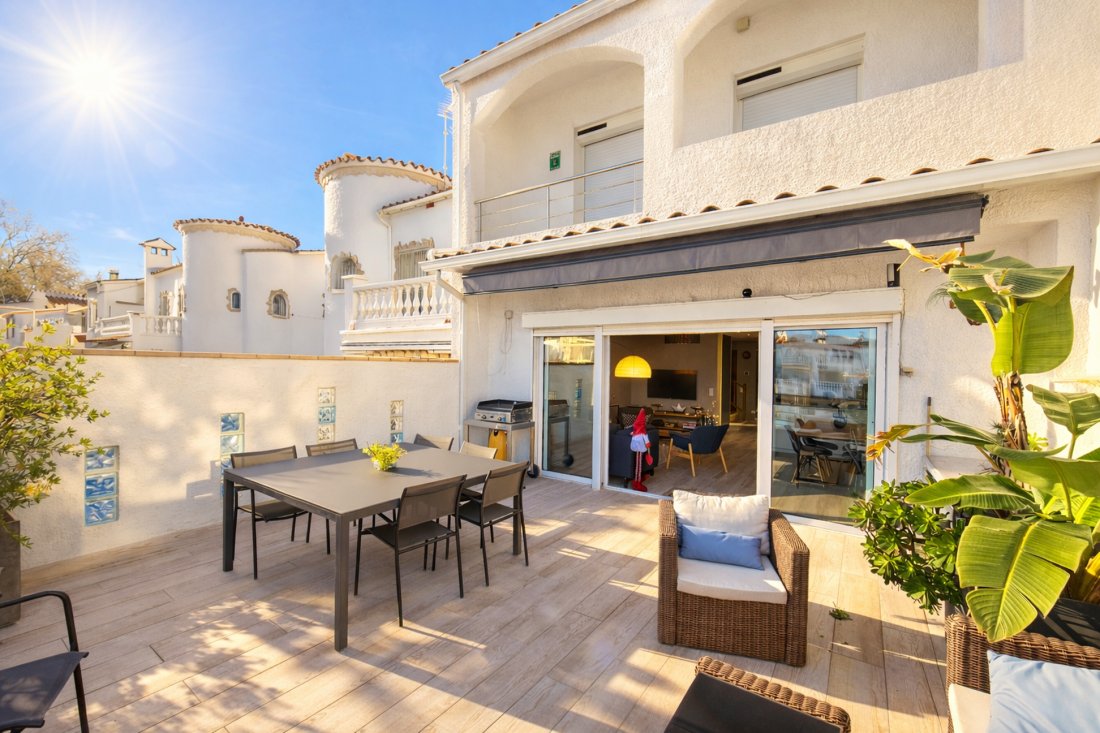 House in Empuriabrava, Catalonia, Spain 1 - 18915694