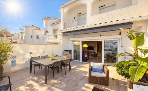 Casa en Ampuriabrava, Cataluña, España 1