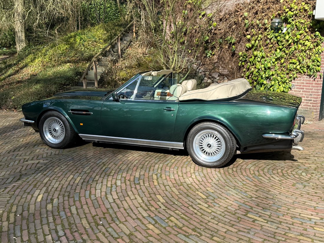 1999 Aston Martin V8 Vantage rwd in Aspley Guise, United Kingdom 2 - 18921462