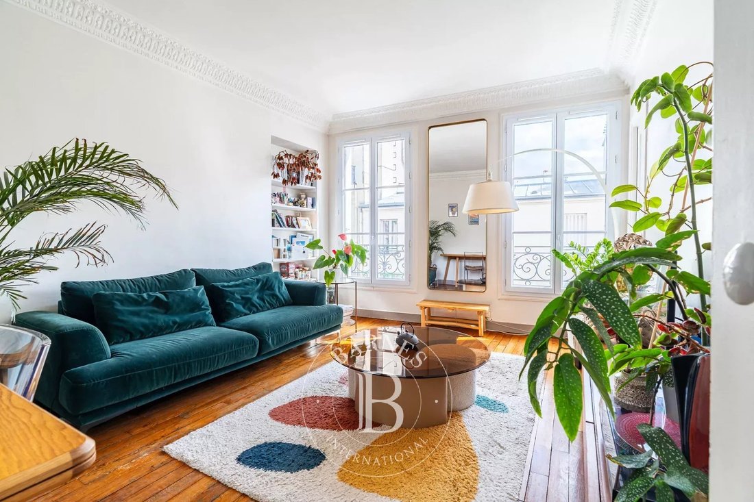 Apartment in Henri Barbusse, Levallois-Perret, France 1 - 18922255