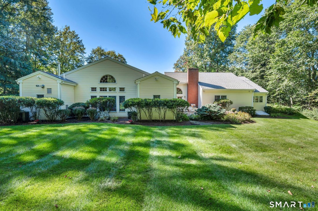 House in Southington, Connecticut, United States 4 - 18922216