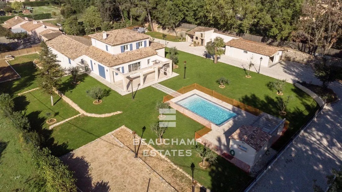 Villa in Les Aspres-Plan Sarrain, Mouans-Sartoux, France 1 - 15272347