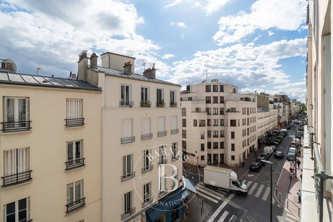 Apartment in Henri Barbusse, Levallois-Perret, France 2 - 18922255