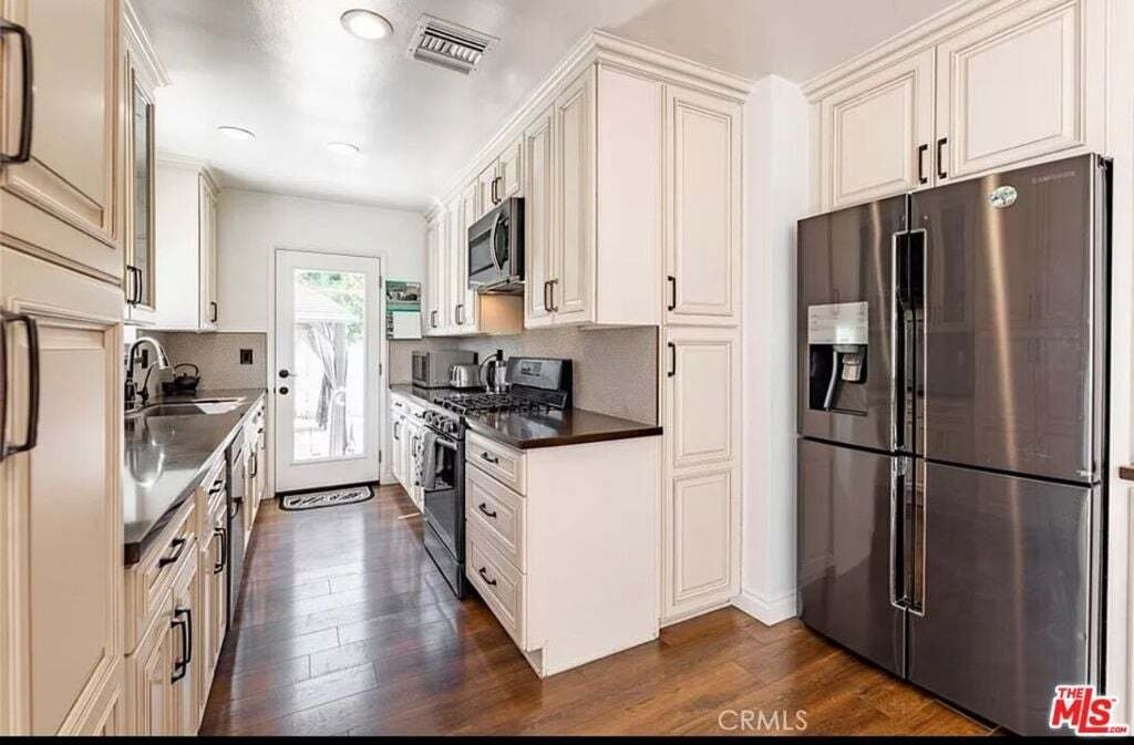 House in Los Angeles, California, United States 2 - 18922080