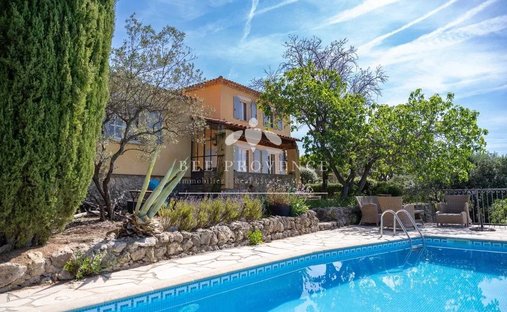 Villa à Cotignac, Provence-Alpes-Côte d'Azur, France 1
