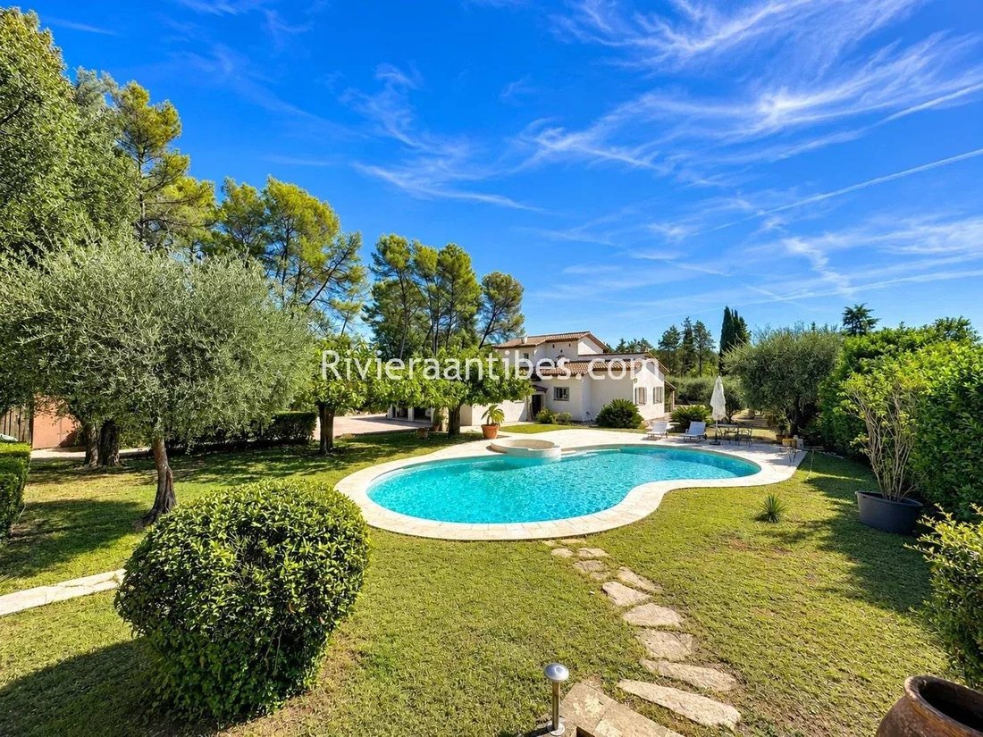 Villa in Grand'Piece-Les Plaines, Mouans-Sartoux, France 1 - 18875102