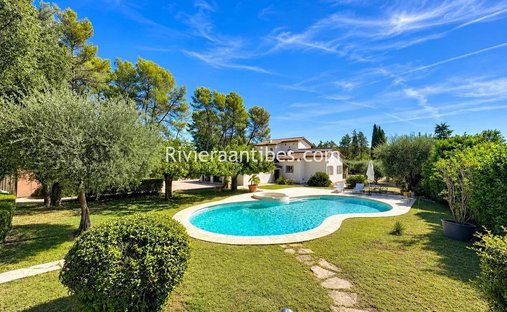 Villa in Grand'Piece-Die Ebenen, Mouans-Sartoux, Frankreich 1