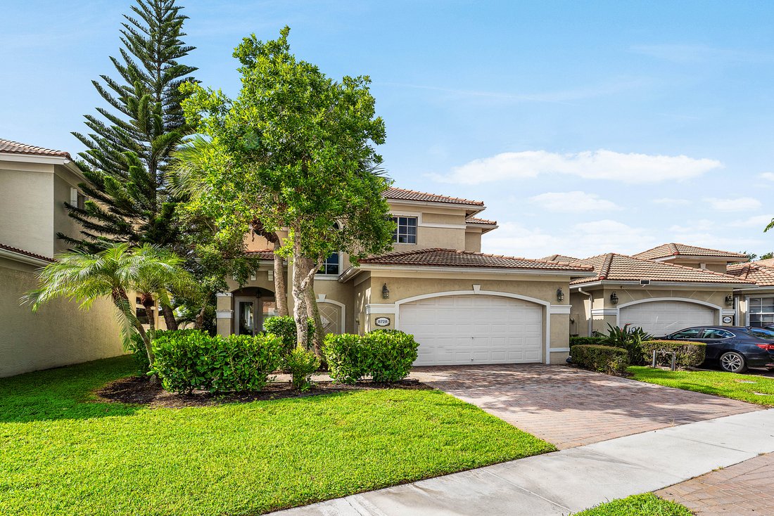 West Palm Beach, Florida, United States 4 - 18922065
