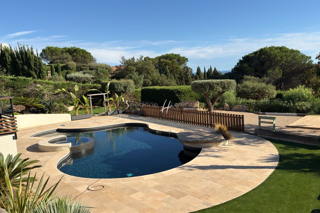 Villa a La Croix-Valmer, Provenza-Alpi-Costa Azzurra, Francia 2 - 18922298