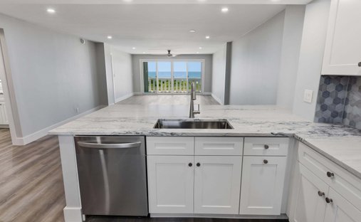 Condo in Hillsboro Beach, Florida, United States 1