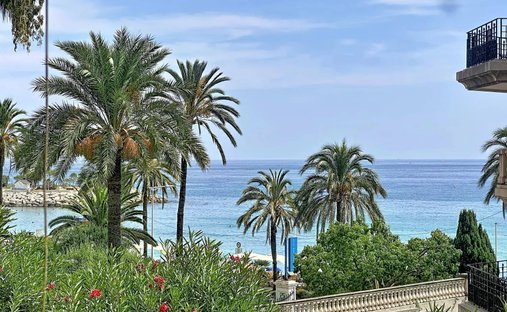 Appartamento a Mentone, Provenza-Alpi-Costa Azzurra, Francia 1
