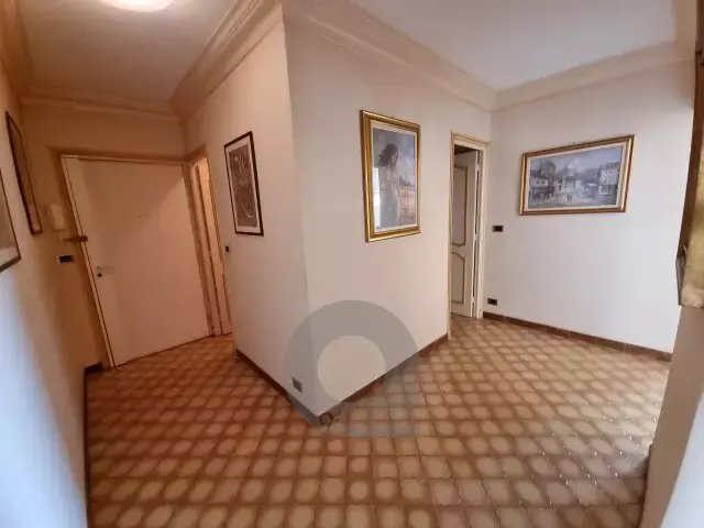 Appartement à Menton, Provence-Alpes-Côte d'Azur, France 4 - 18251518