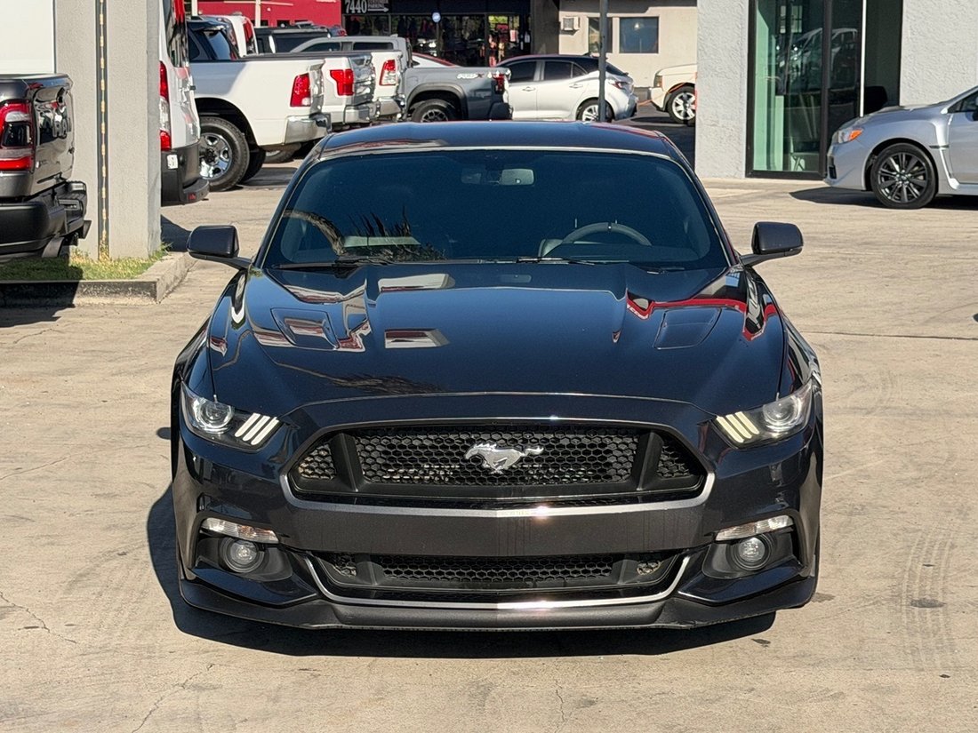 Coupe in Downey, CA, United States 2 - 18922358