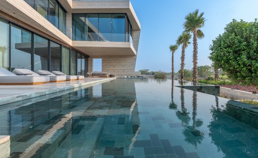 Villa in Hadaeq Sheikh Mohammed Bin Rashid, Dubai, United Arab Emirates 1