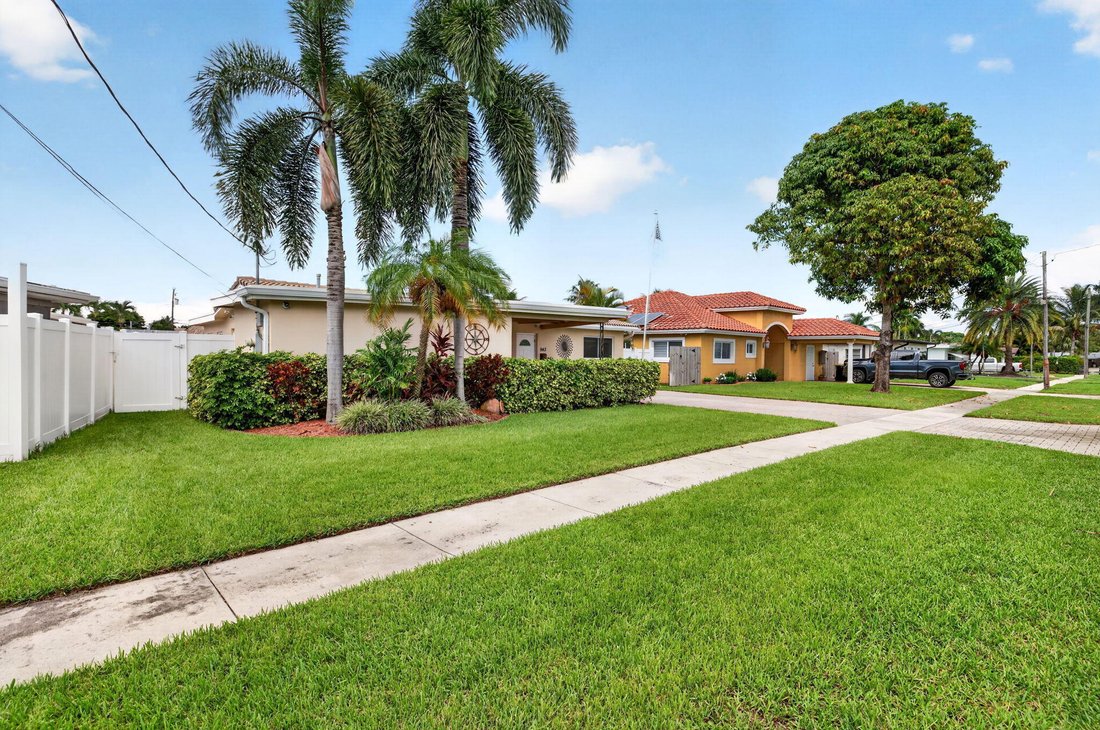 House in Dania Beach, Florida, United States 3 - 18922244