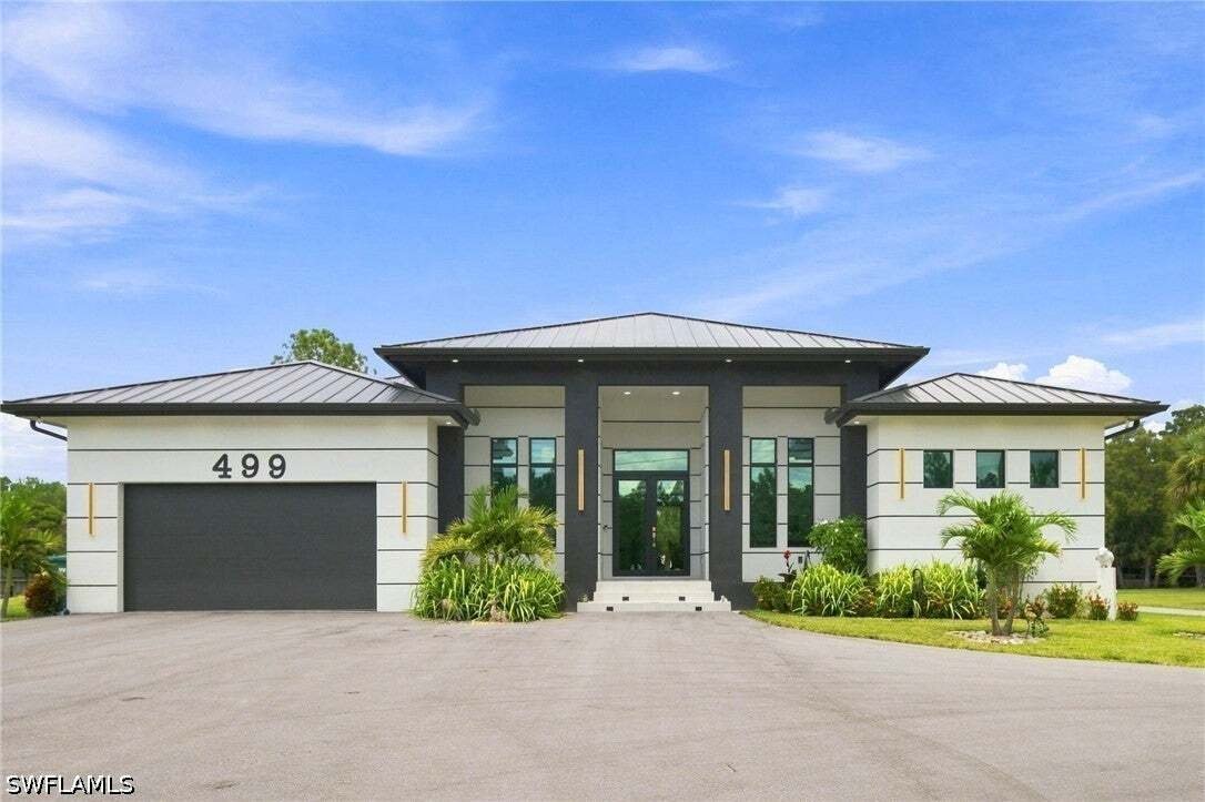 House in Naples, Florida, United States 1 - 18921972