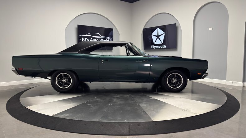 383 V8 4-Speed Sure-Grip 8 3/4 Rear End! in Clearwater, United States 4 - 18089155