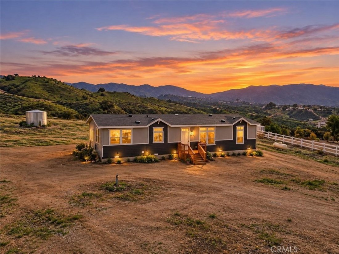 Casa a Colton, California, Stati Uniti 2 - 18922381