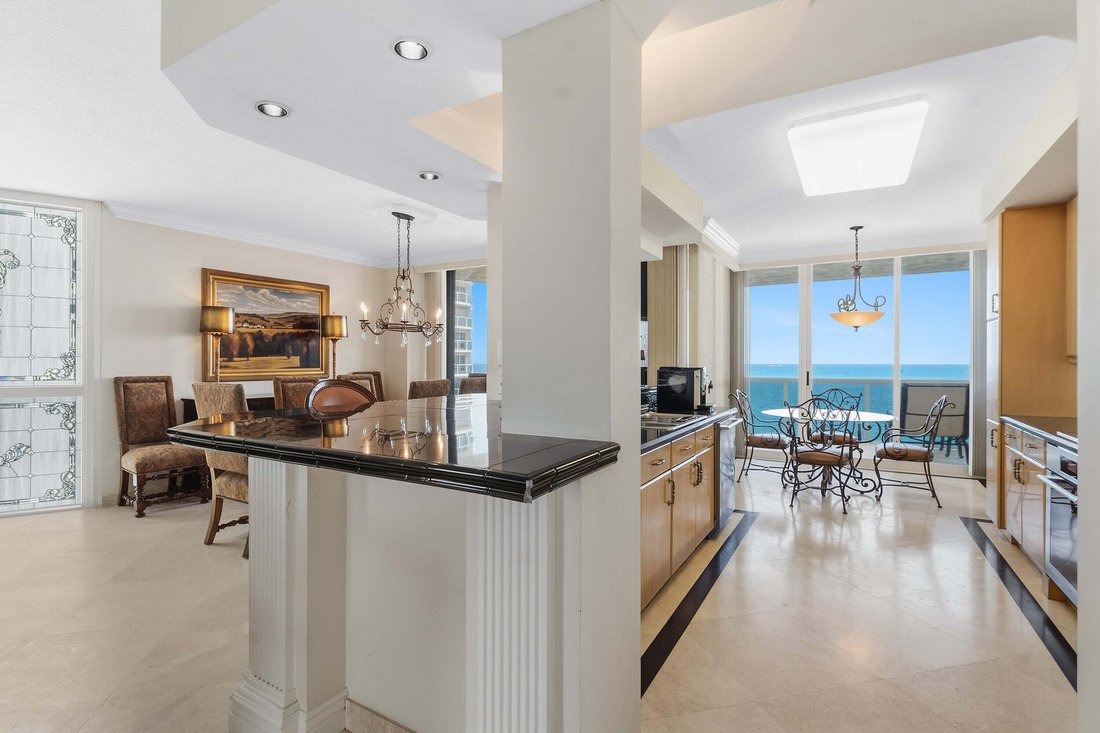 Condo in Fort Lauderdale, Florida, United States 2 - 18922237