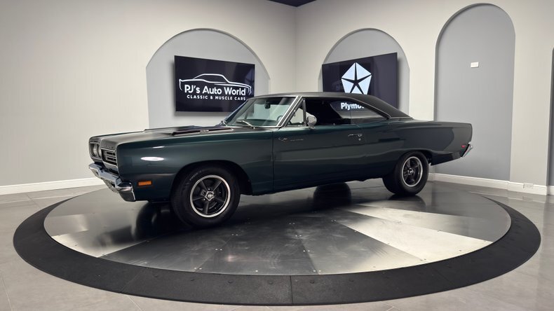 383 V8 4-Speed Sure-Grip 8 3/4 Rear End! in Clearwater, United States 1 - 18089155