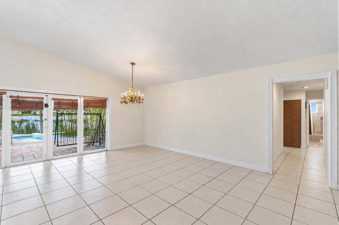 Maison à Davie, Floride, États-Unis 5 - 18166887