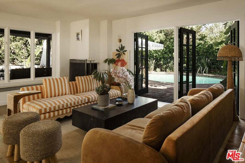 House in Los Angeles, California, United States 3 - 18922075