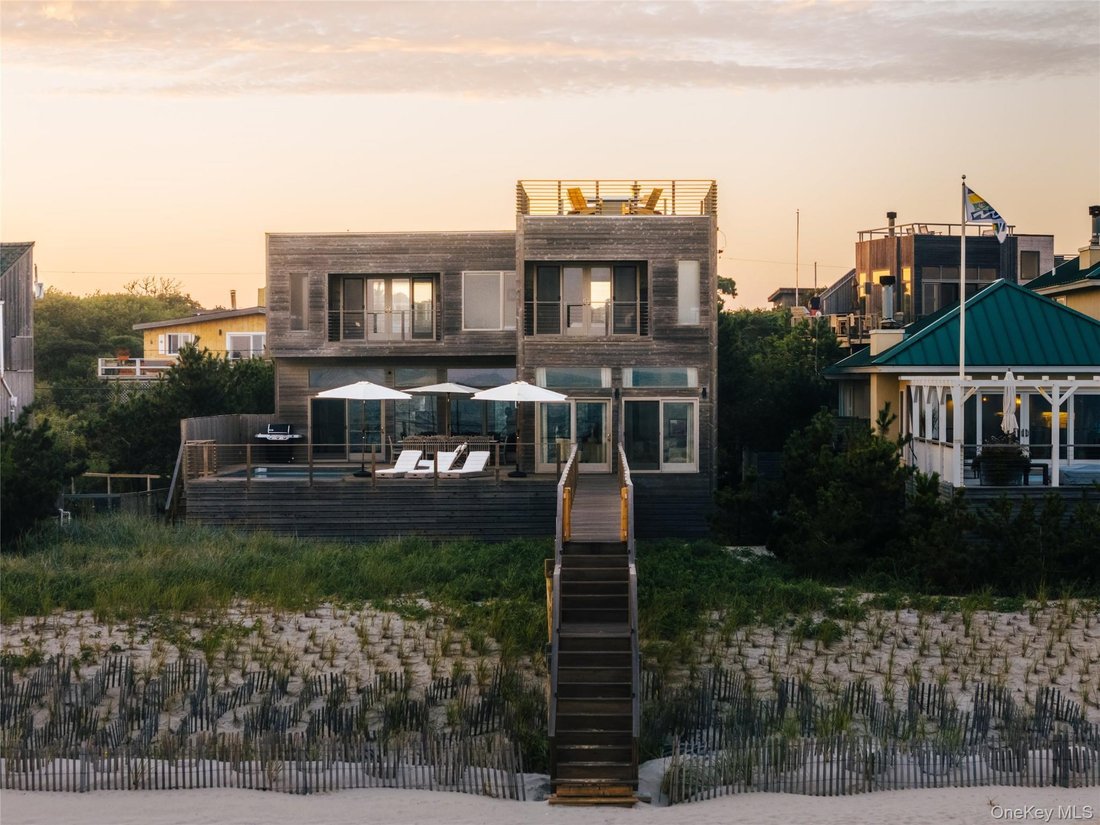 Casa a Sayville, New York, Stati Uniti 2 - 18809607