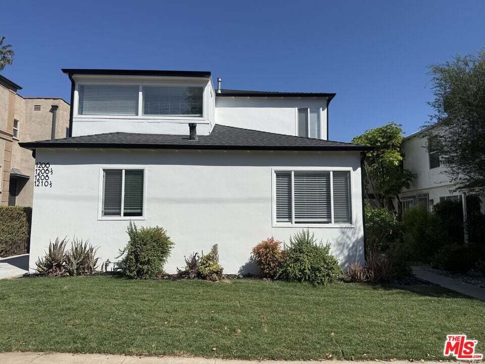 Los Angeles, California, United States 1 - 18922086