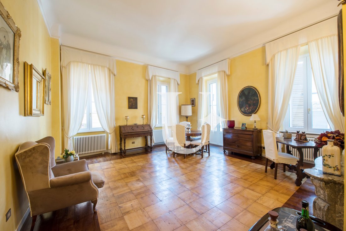 Appartement à Centro Storico, Côme, Lombardie 1 - 18516672
