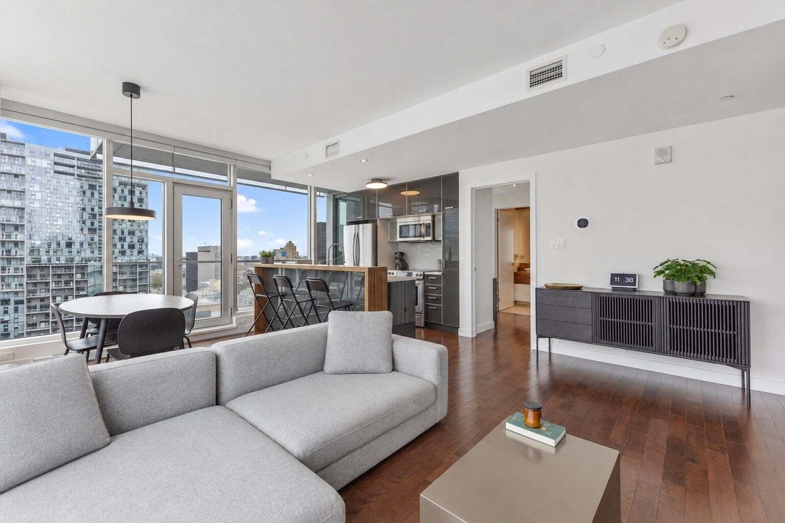 Condo in Montréal, Quebec, Canada 4 - 18922423