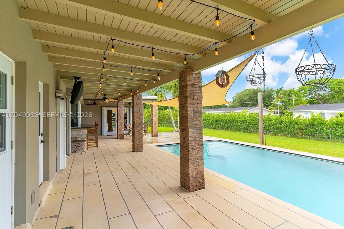 House in Miami, Florida, United States 3 - 18561961