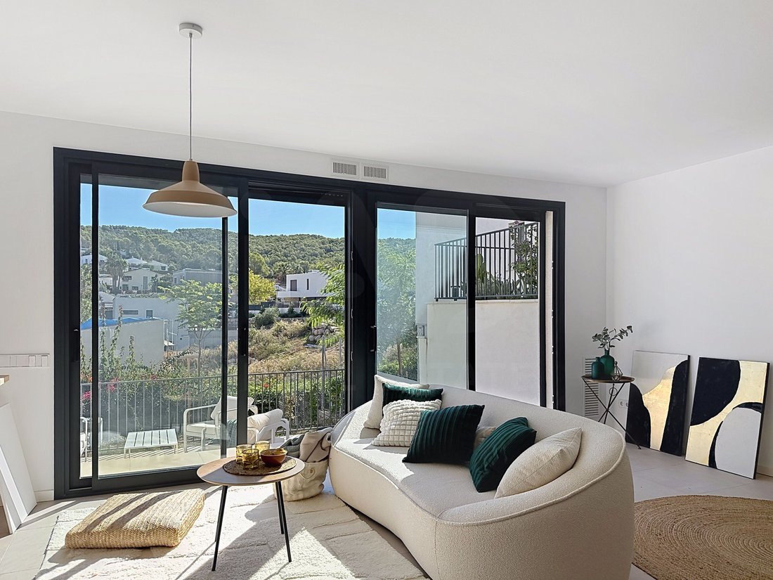 Townhouse in Sant Pere de Ribes, Catalonia, Spain 3 - 17960138