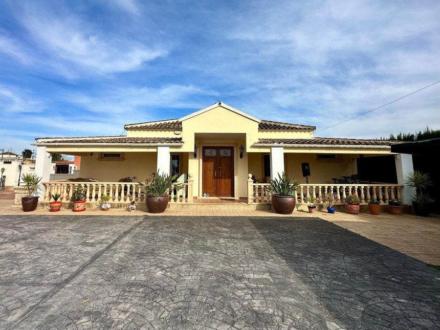 Villa a San Vicente del Raspeig, Comunità Valenzana, Spagna 2 - 18922446