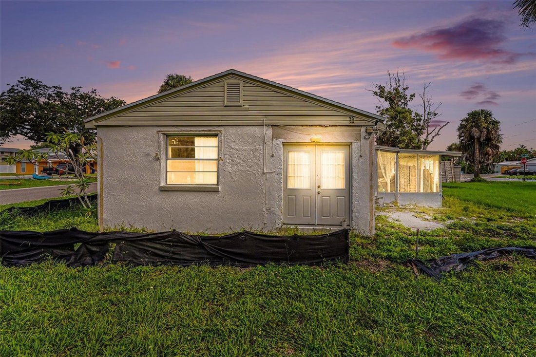 House in Indian Shores, Florida, United States 2 - 18922508
