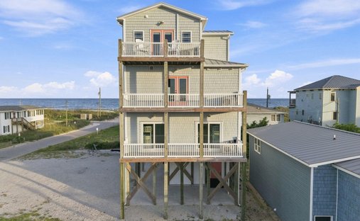 House in North Topsail Beach, North Carolina, United States 1
